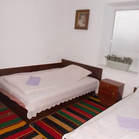 Guest house Varbanovi *