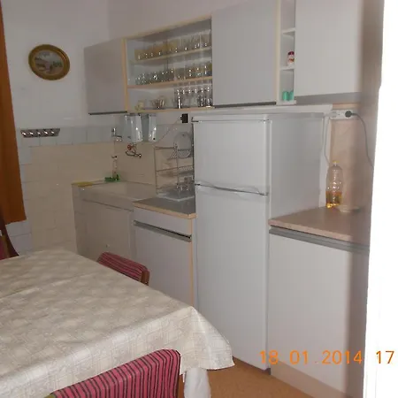 Guest house Varbanovi *